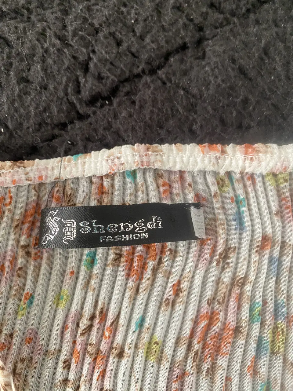 Blusa Shengdi - Vista 2