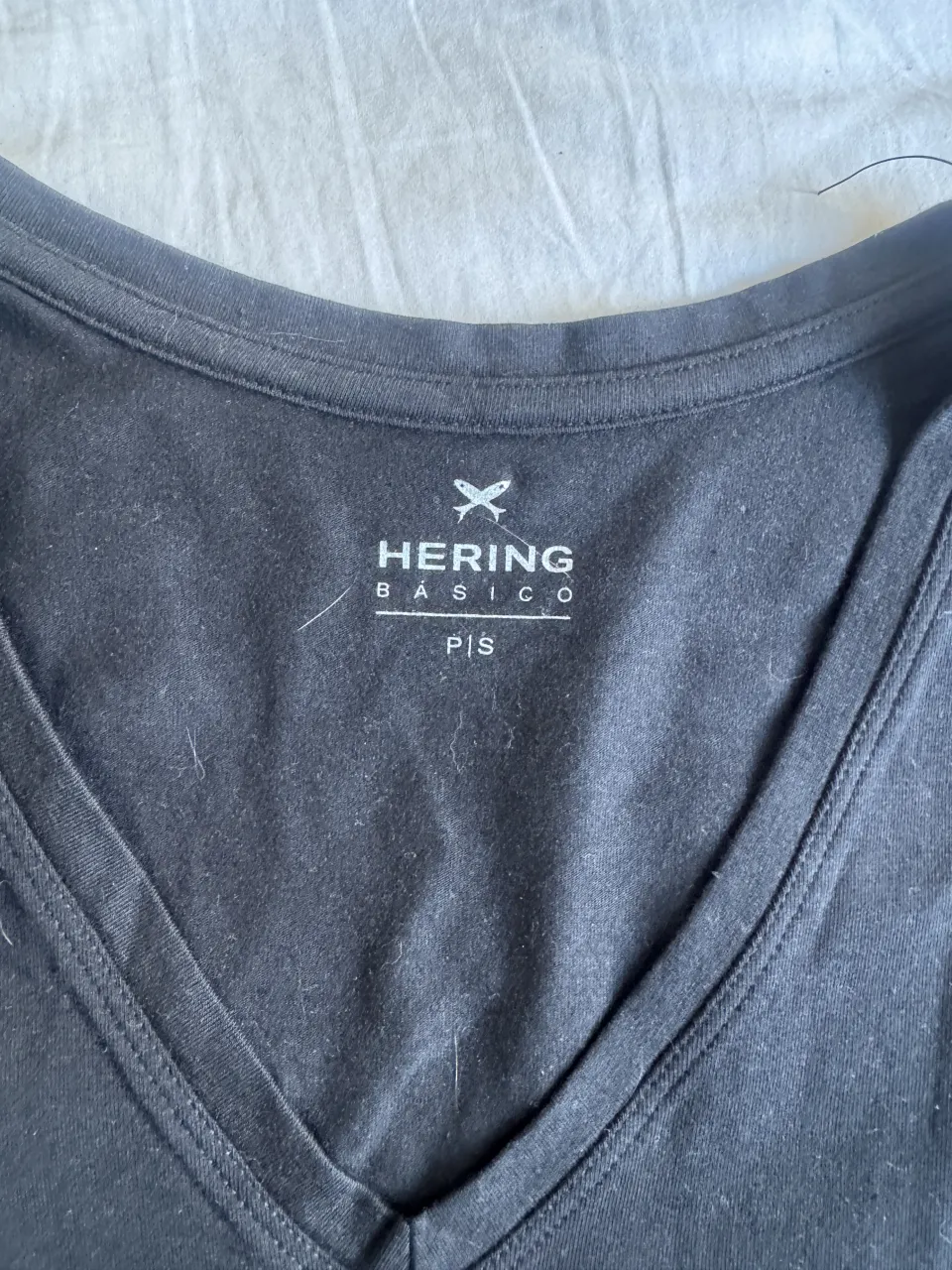 Remera Hering - Vista 2