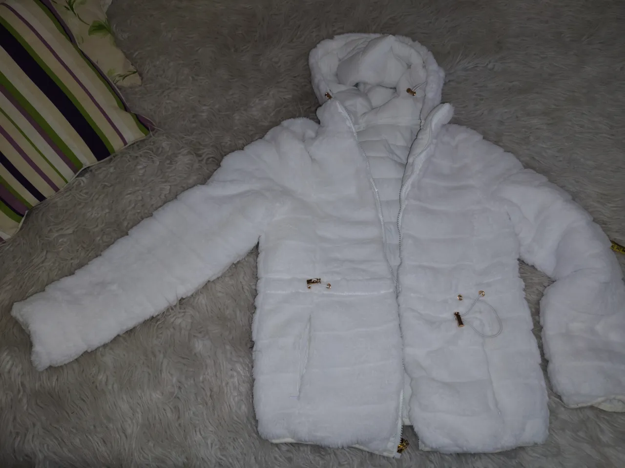 Campera MDK - Vista 5