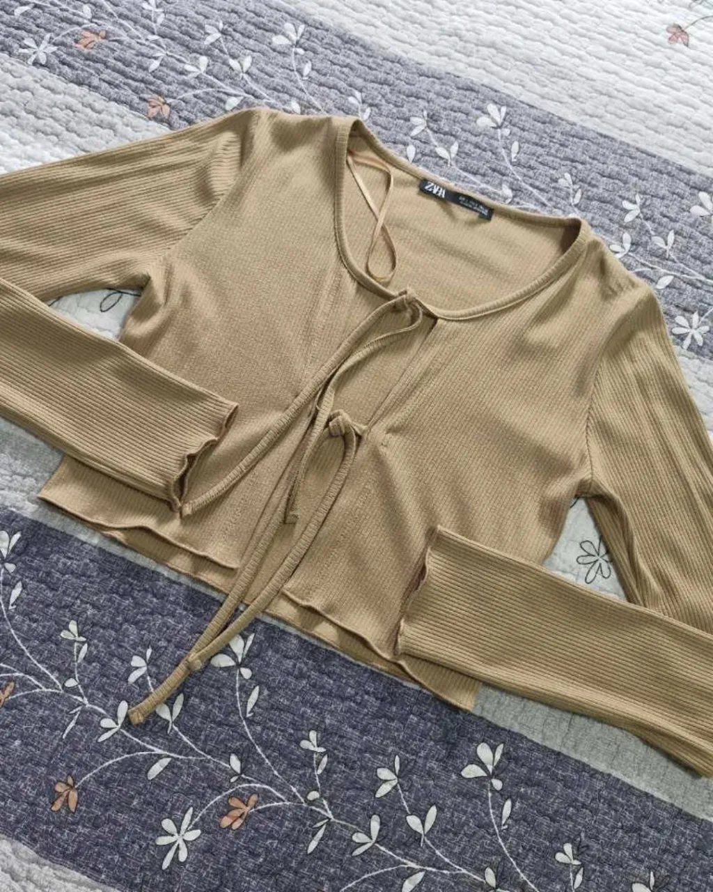 Top Zara - Vista 3