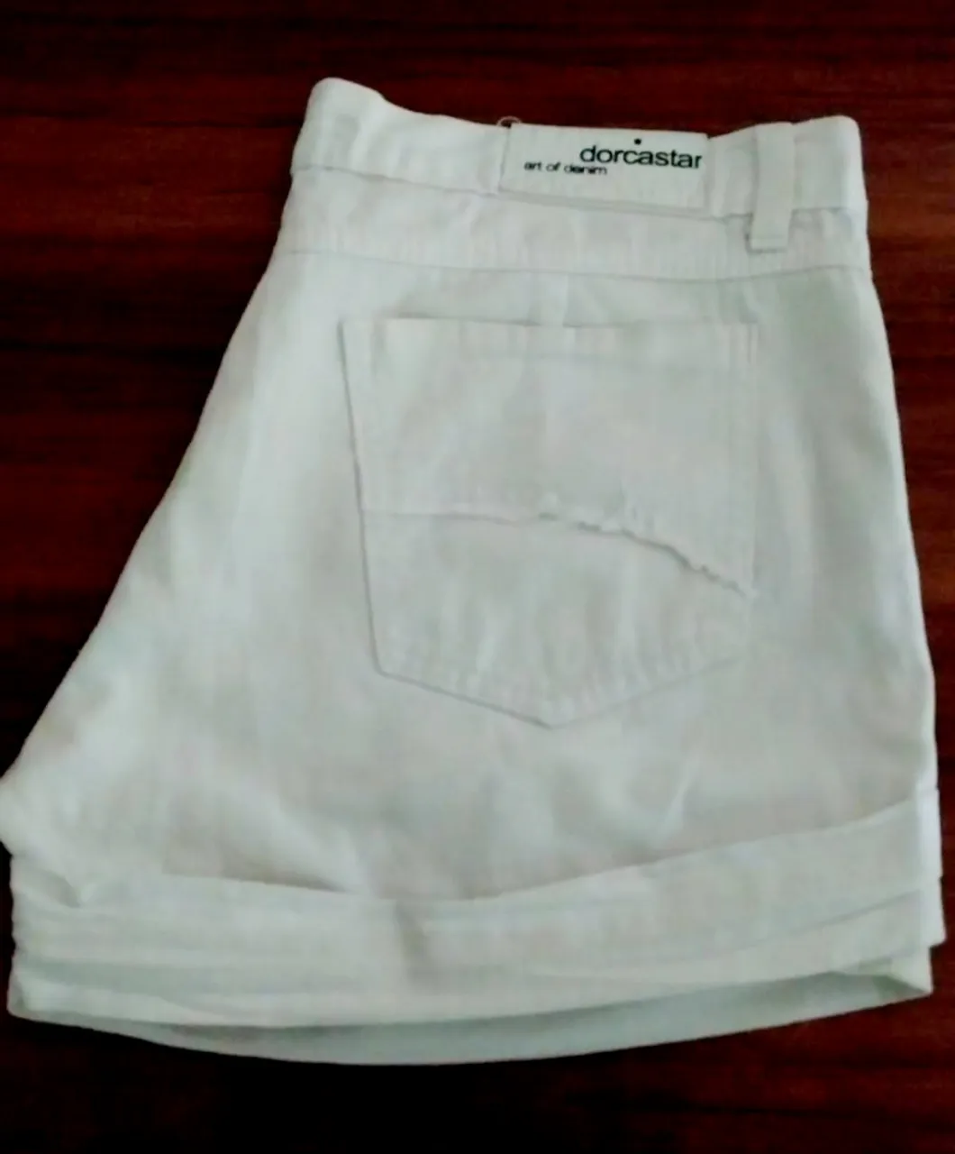 Short Dorcastar - Vista 3