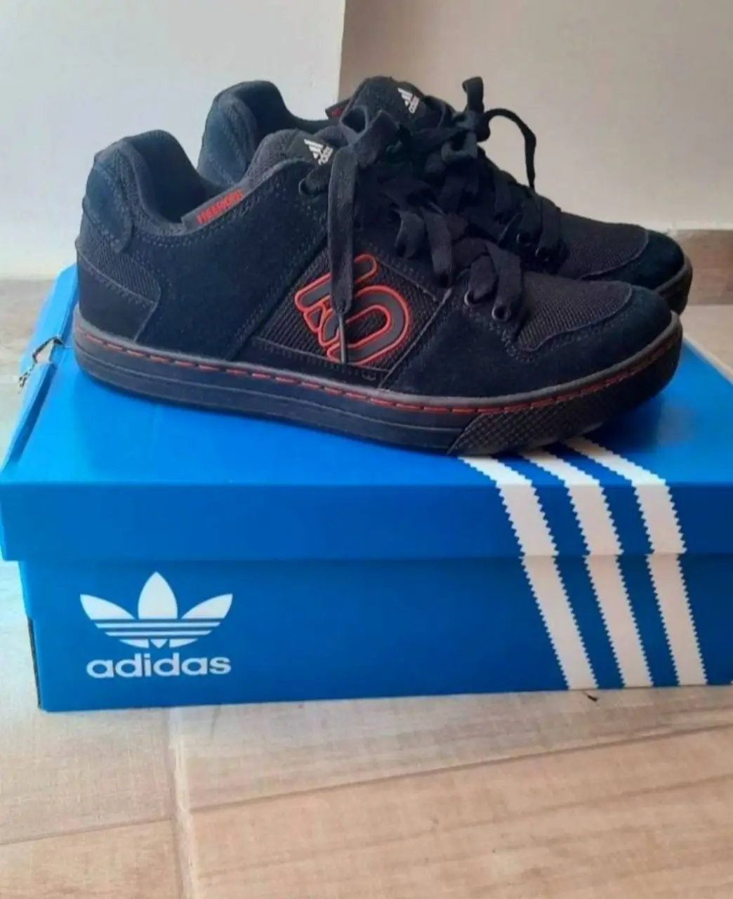 Zapatillas adidas - Vista 3