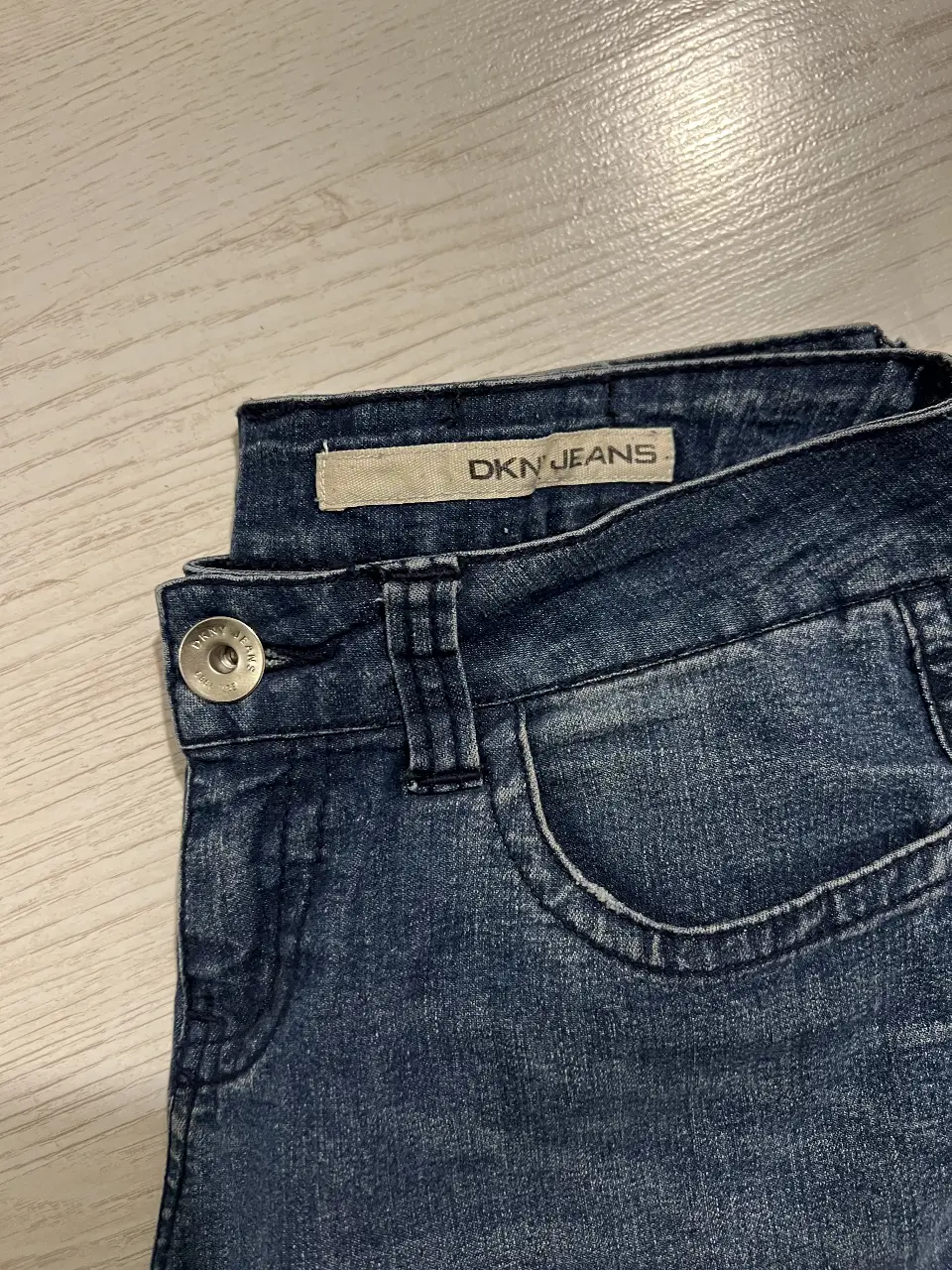 DKNY - Vista 2