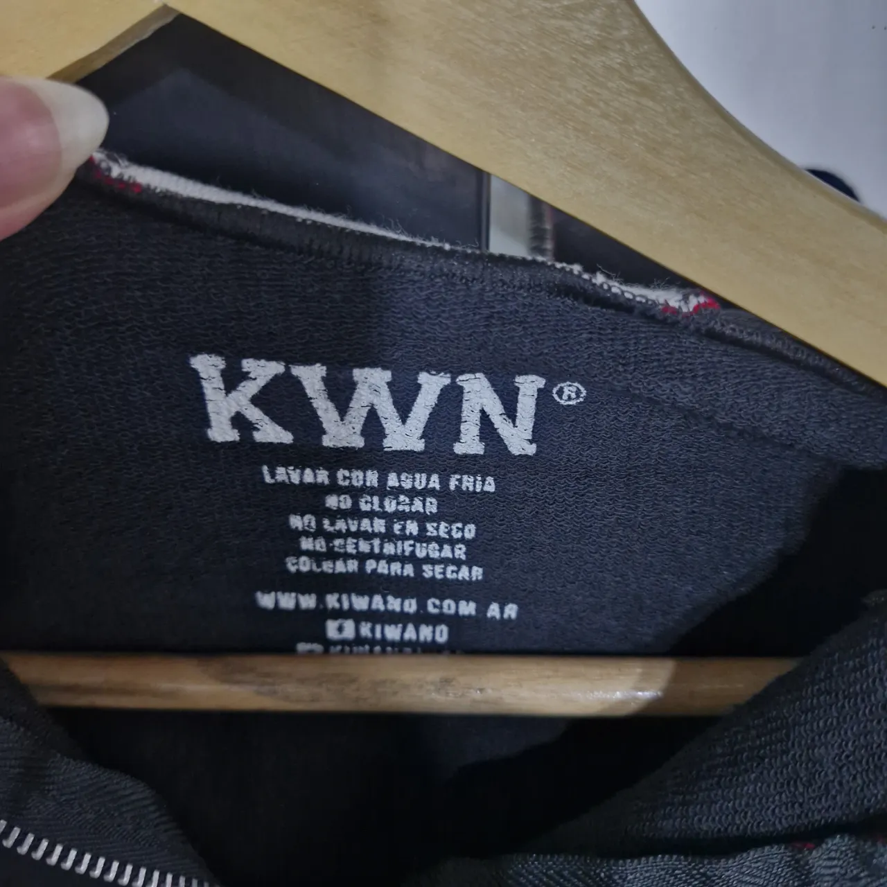 Buzo KIWANO - Vista 2