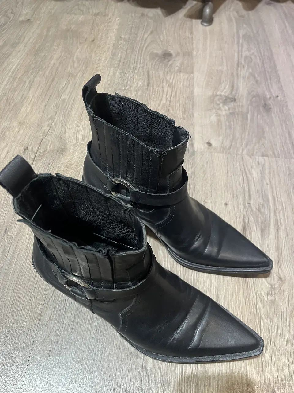 Botas Sarkany - Vista 2