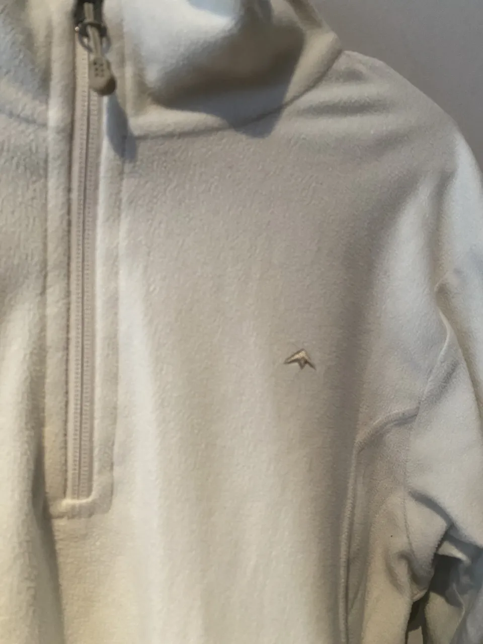 Buzo Montagne - Vista 2