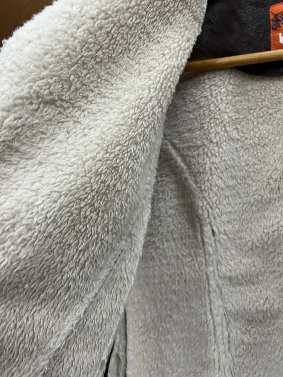 Campera Bata - Vista 3