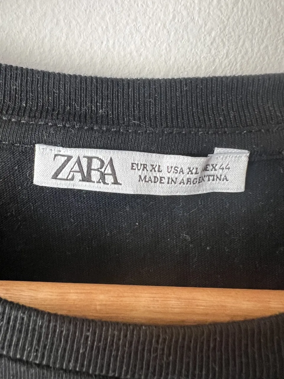 Remera Zara - Vista 2
