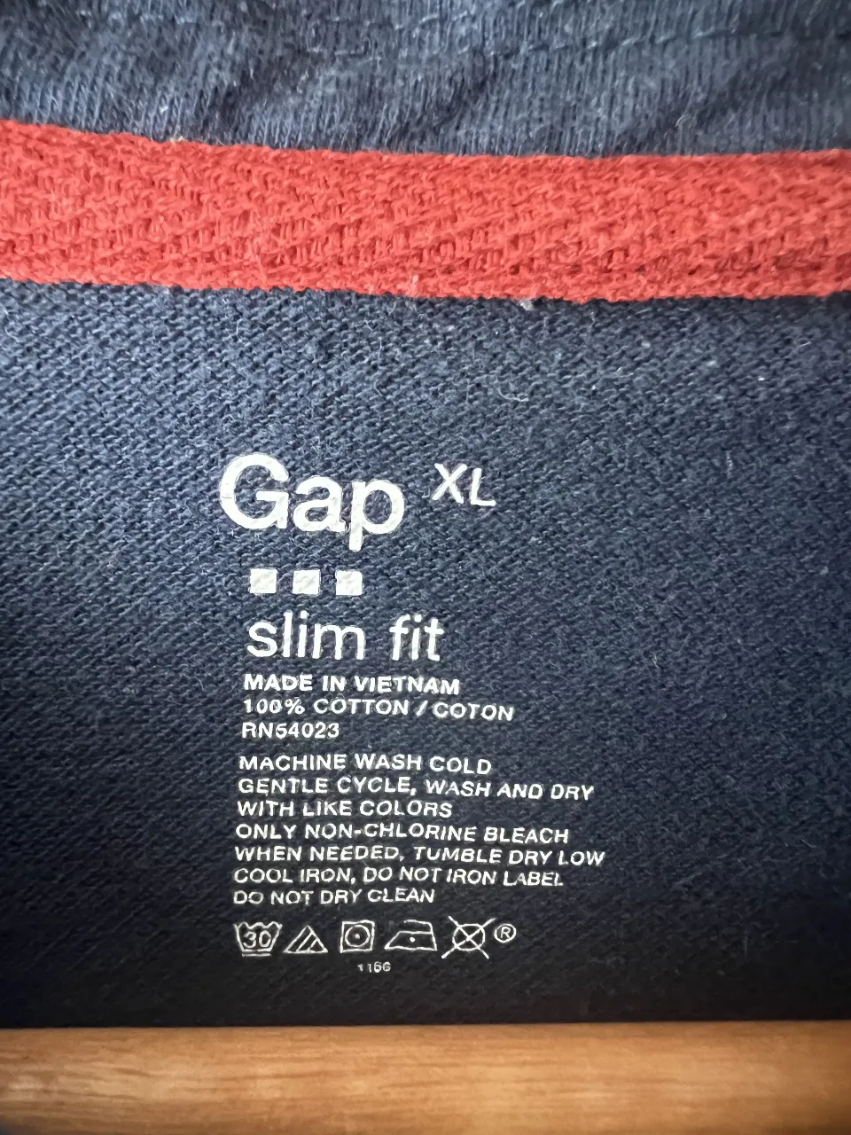 Remera GAP - Vista 3