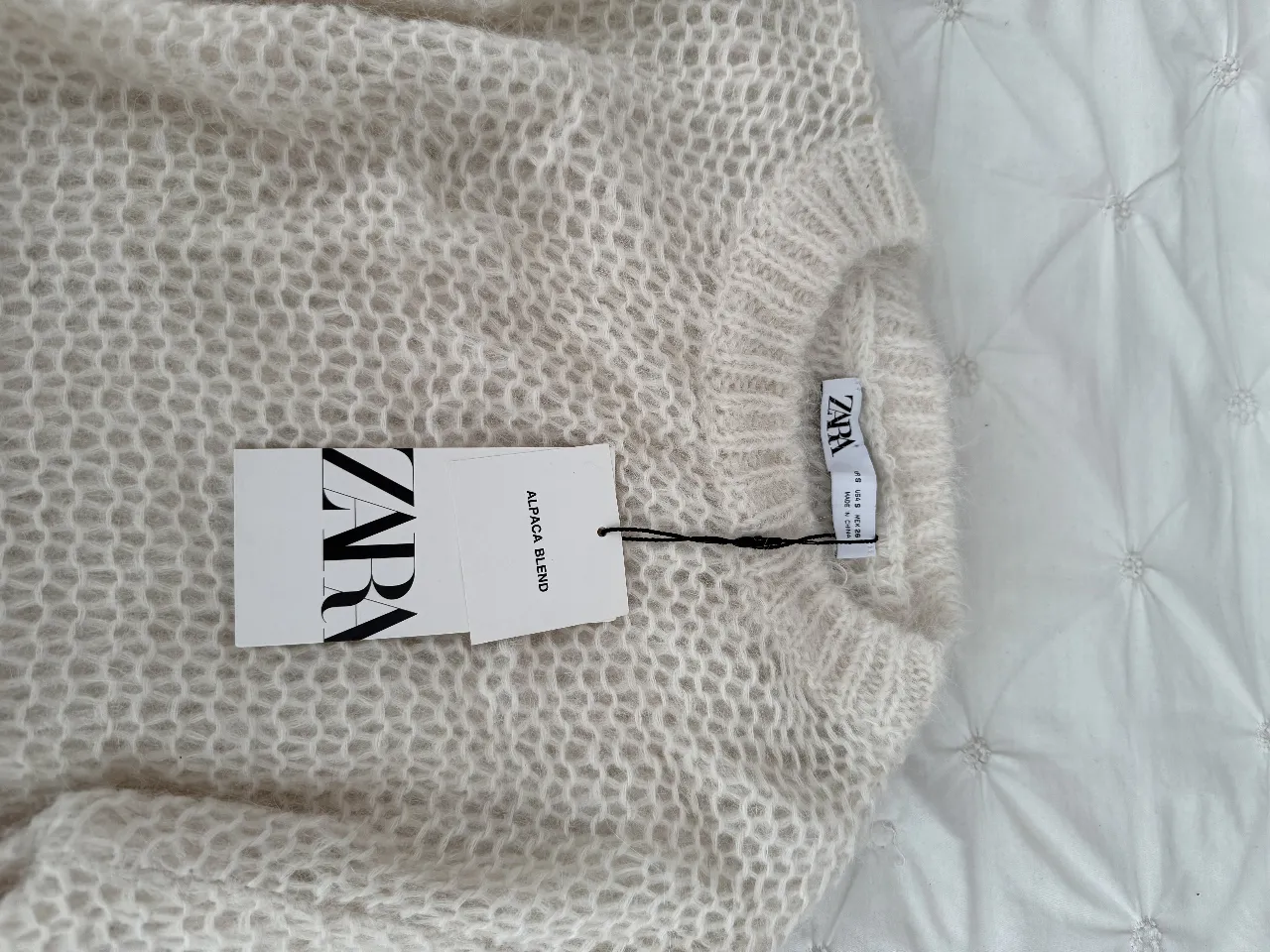 Sweater Zara