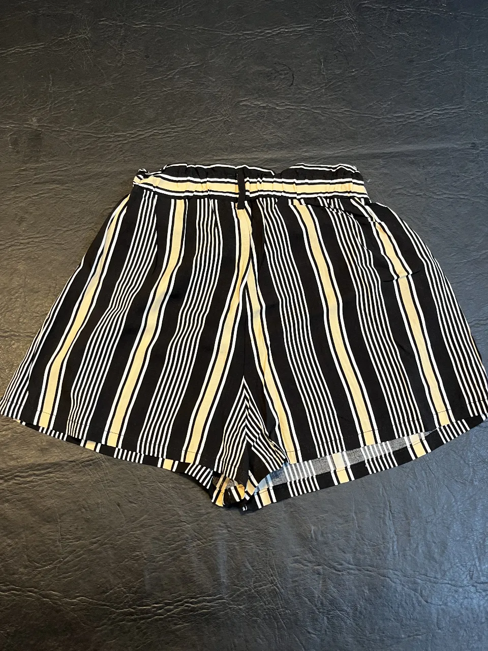 Short Victoria Couture - Vista 2