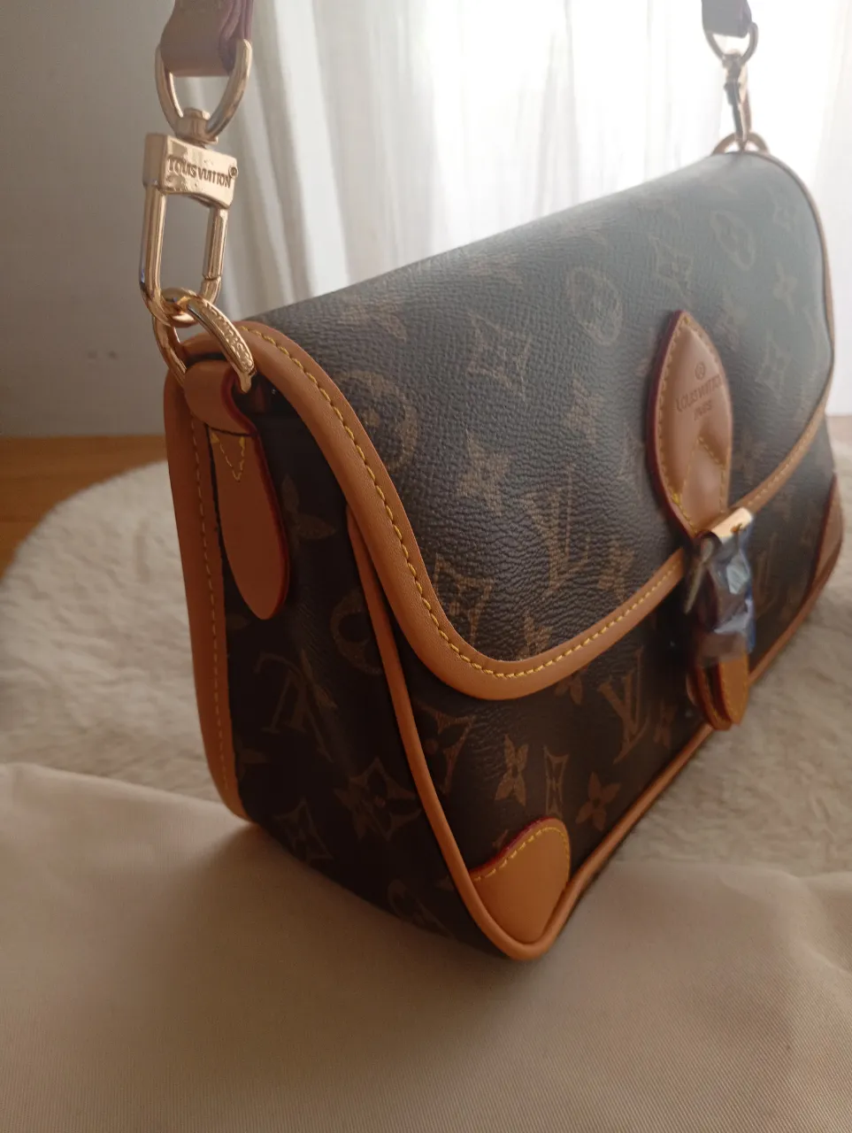 Cartera Louis Vuitton - Vista 3