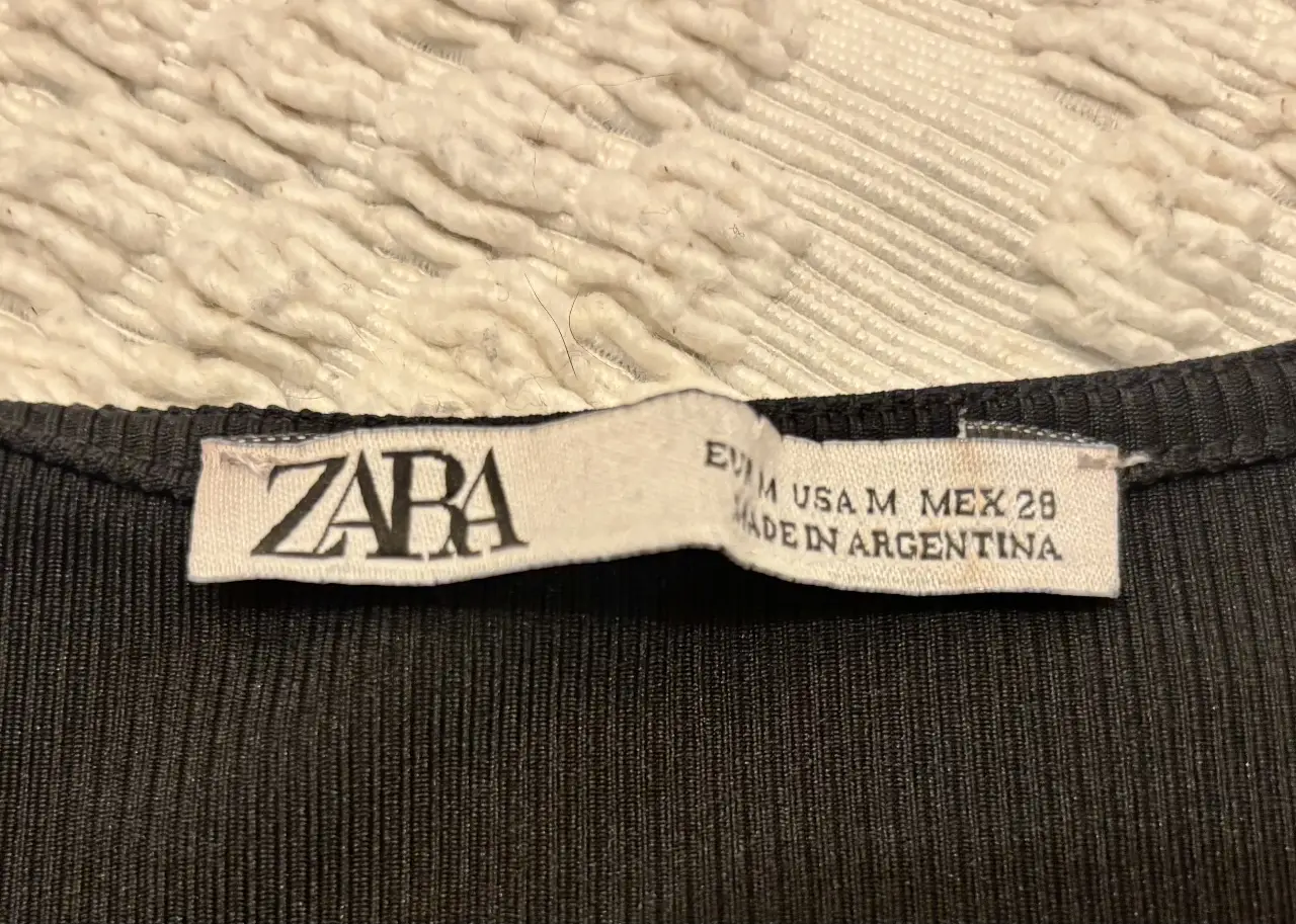 Body Zara - Vista 3