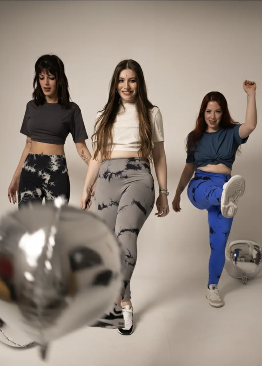 Calza Femeninaypoderosa.fyp - Vista 4