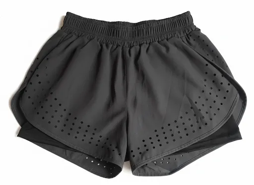 Short Femeninaypoderosa.fyp - Vista 3