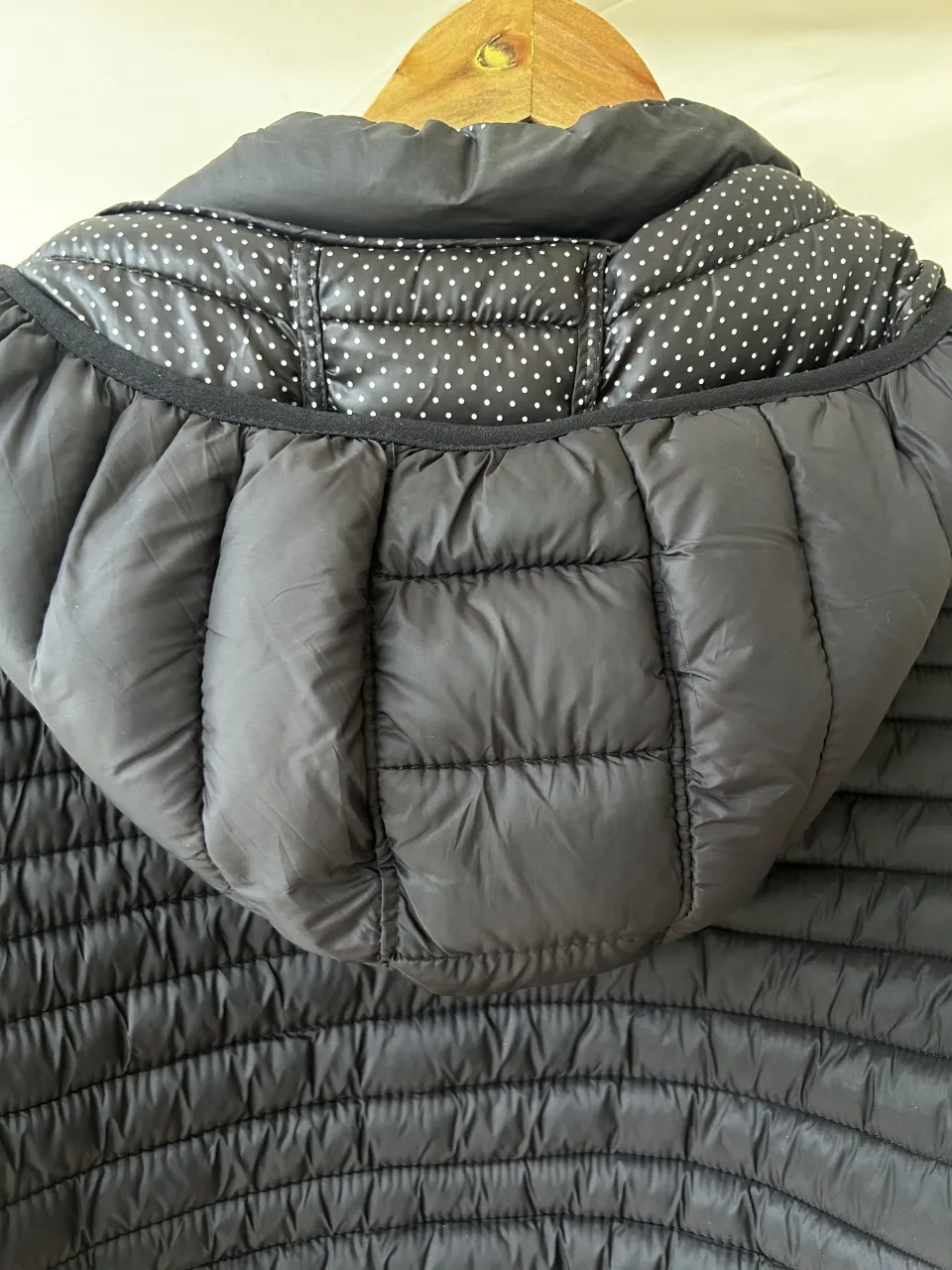 Campera Ninguna - Vista 3