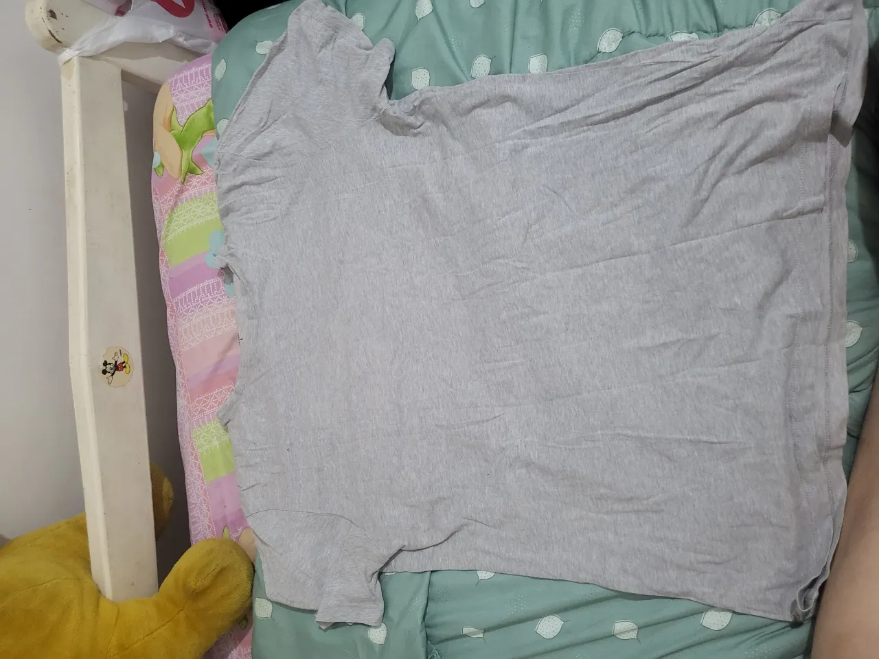 Remera gris banana republic