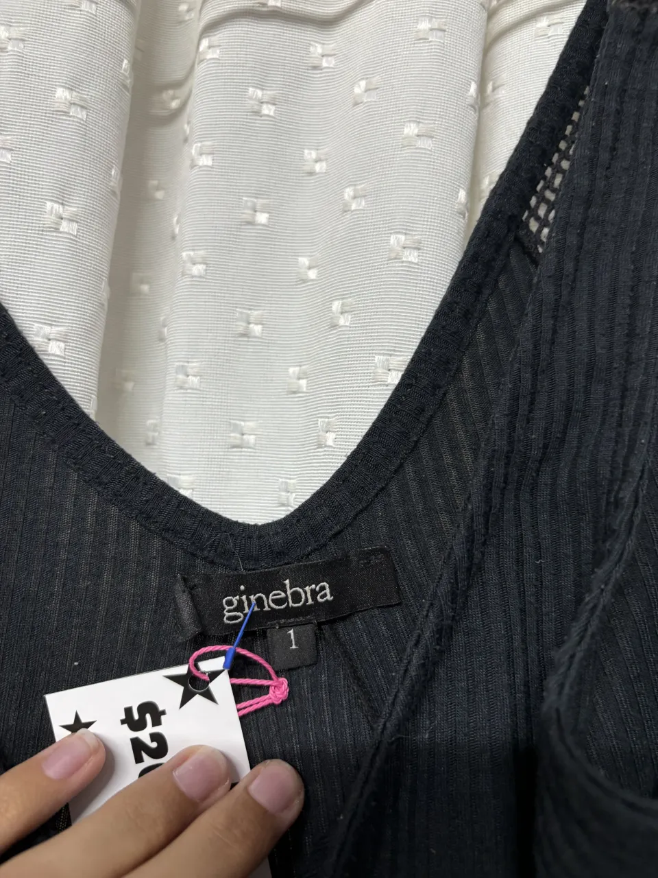 Musculosa Ginebra - Vista 2