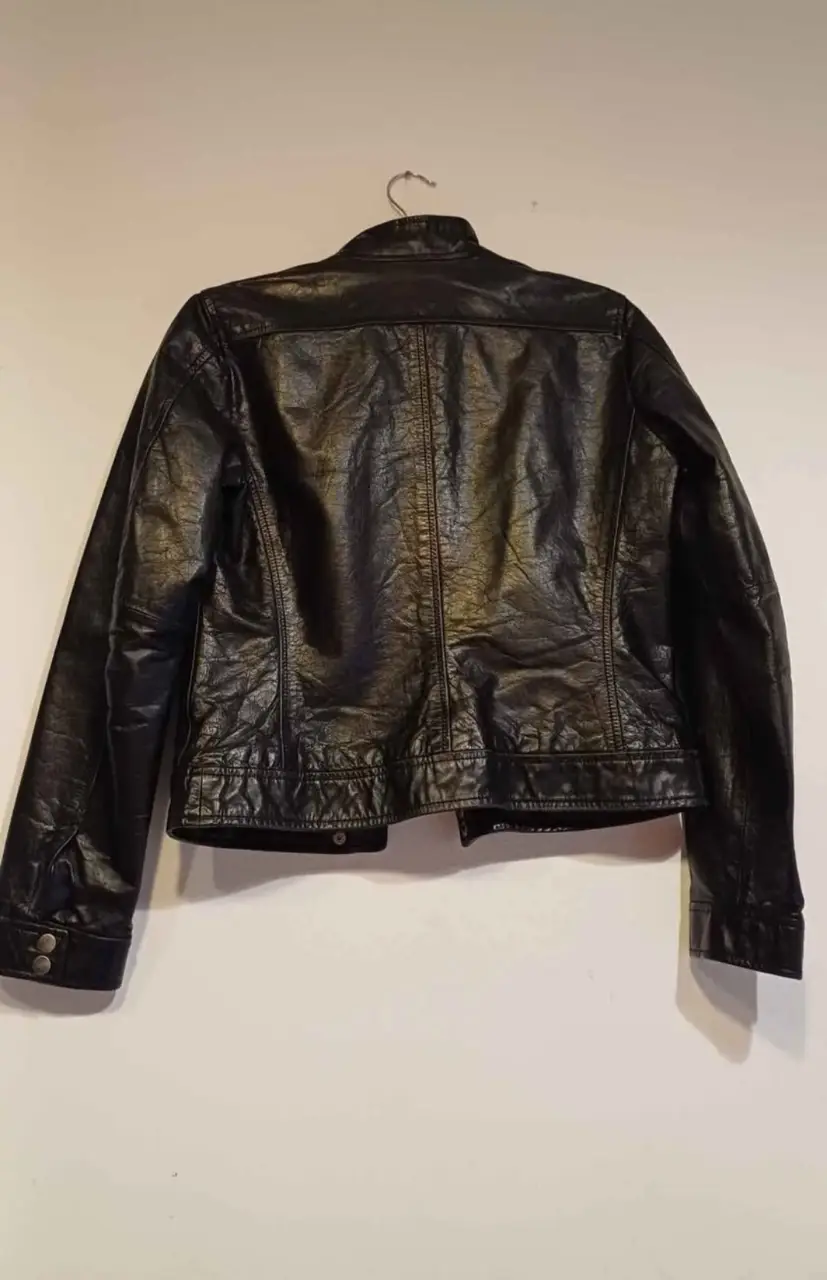 Campera GAP - Vista 3