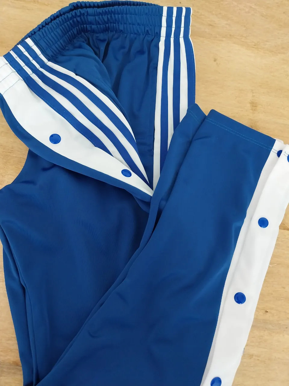 Pantalón Adidas no original - Vista 6