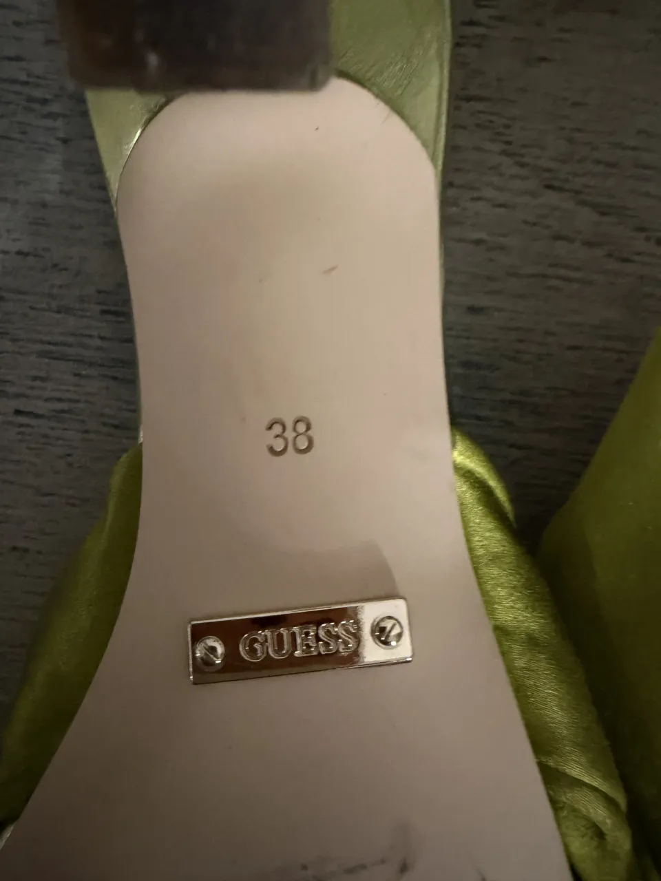 Sandalias GUESS - Vista 2