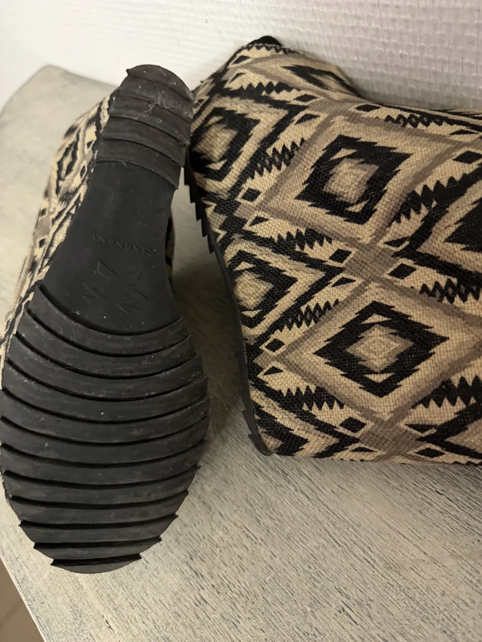 Zuecos Ricky Sarkany - Vista 3