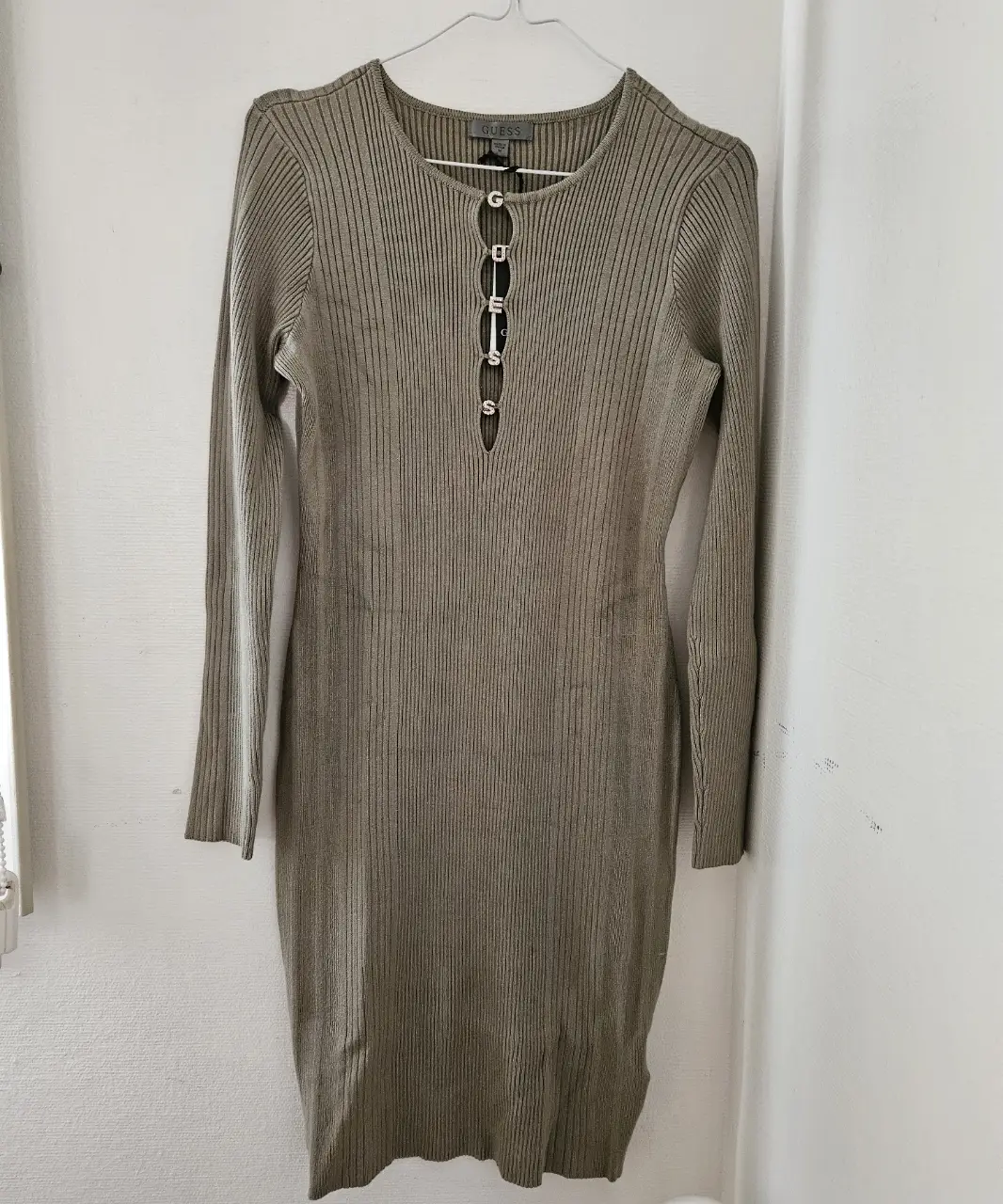 Vestido GUESS - Vista 2