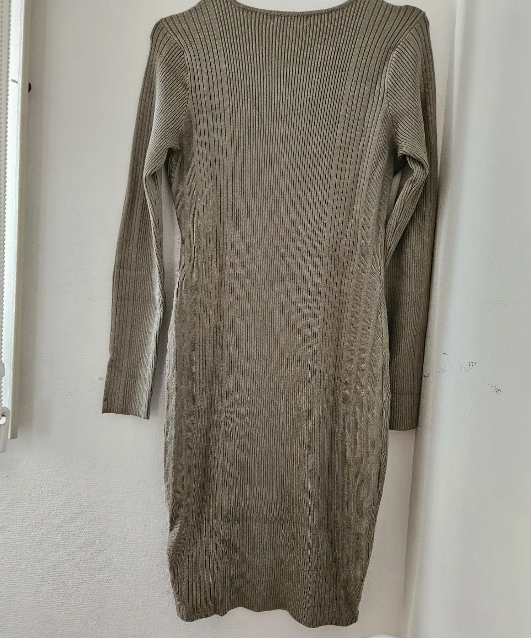 Vestido GUESS - Vista 5