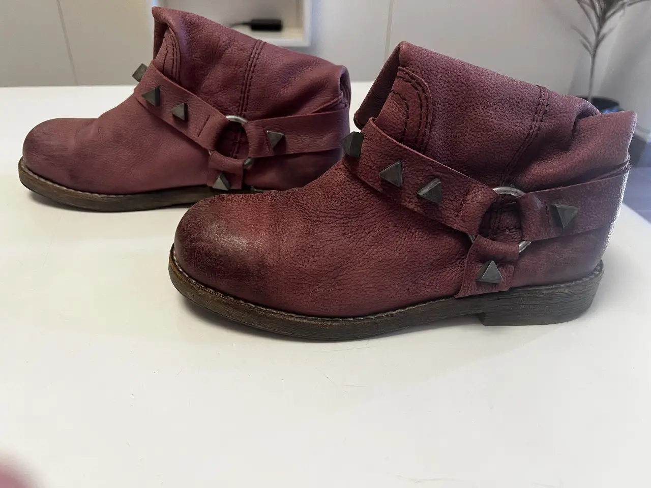 Botas Sarkany - Vista 3