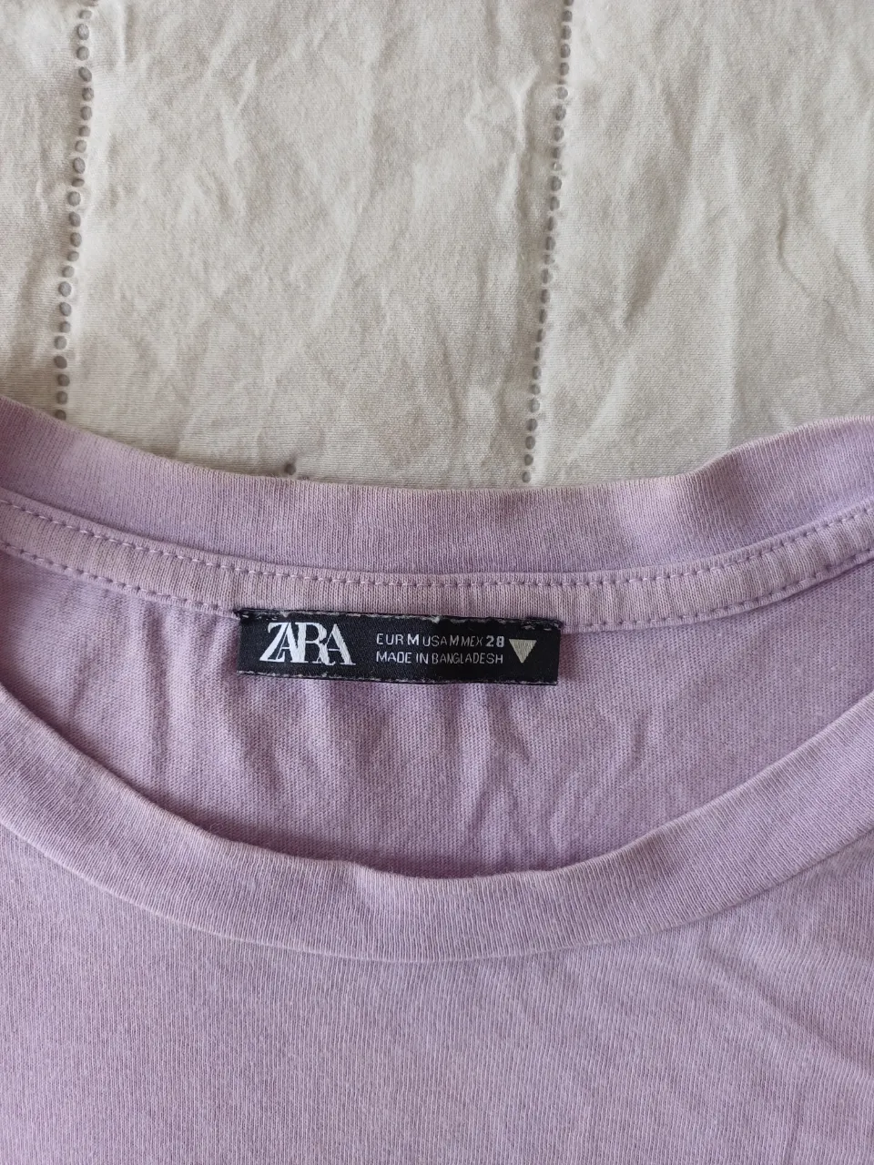 Remera Zara - Vista 3