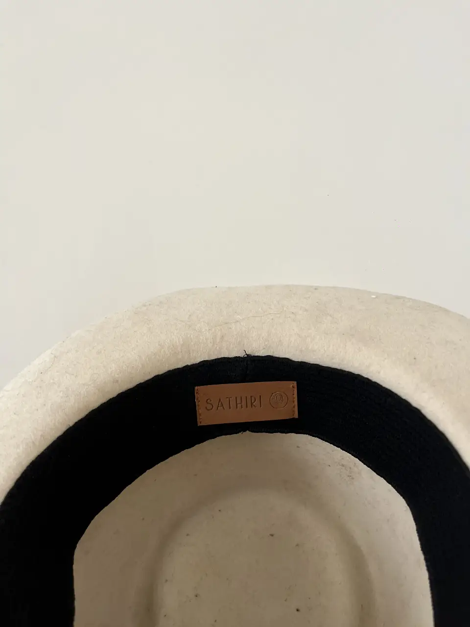Sombrero SATHIRI - Vista 4