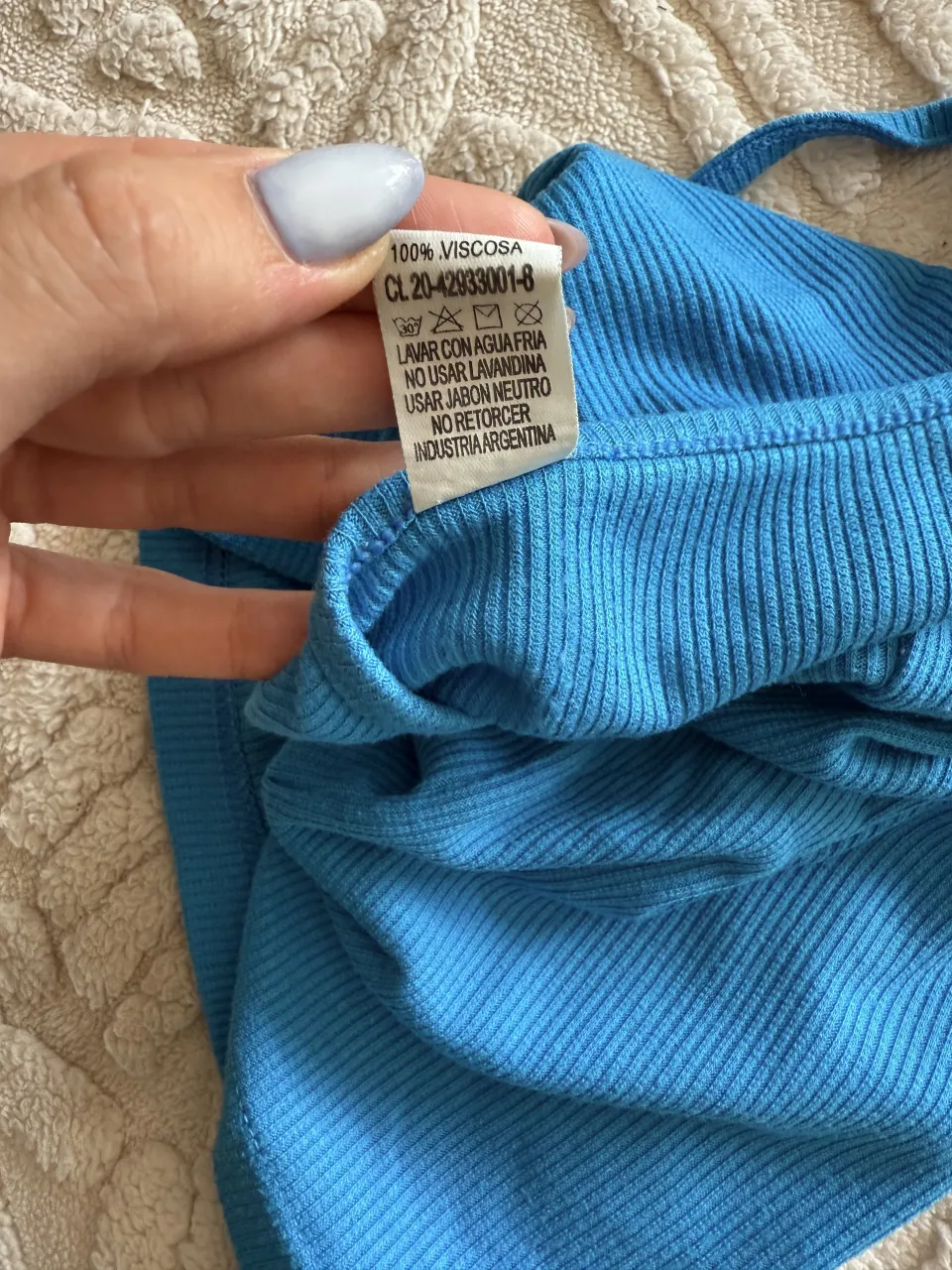 Musculosa Loise - Vista 5