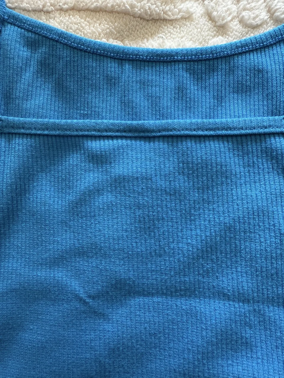 Musculosa Loise - Vista 3