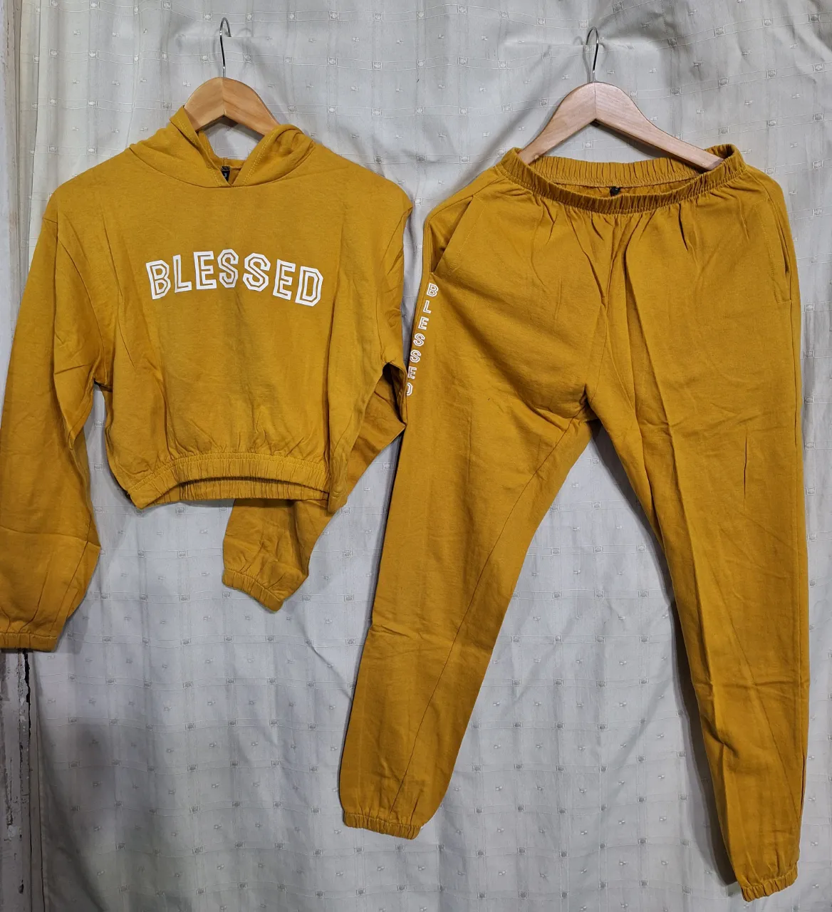 Buzo Sin marca conocida - Vista 2