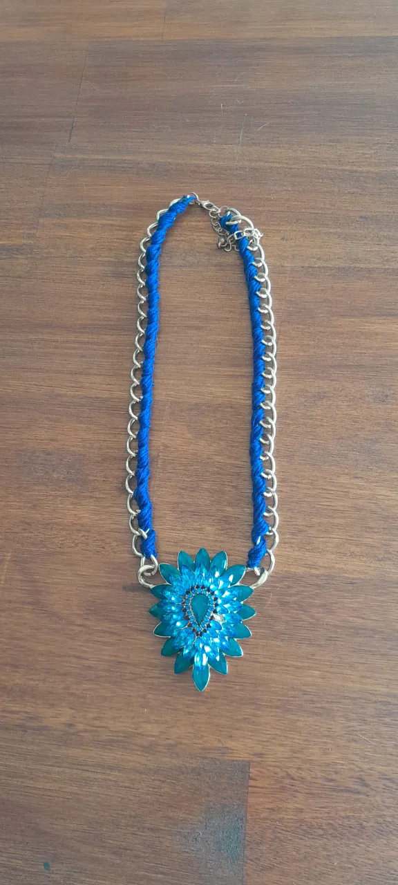 Collar Importado - Vista 2