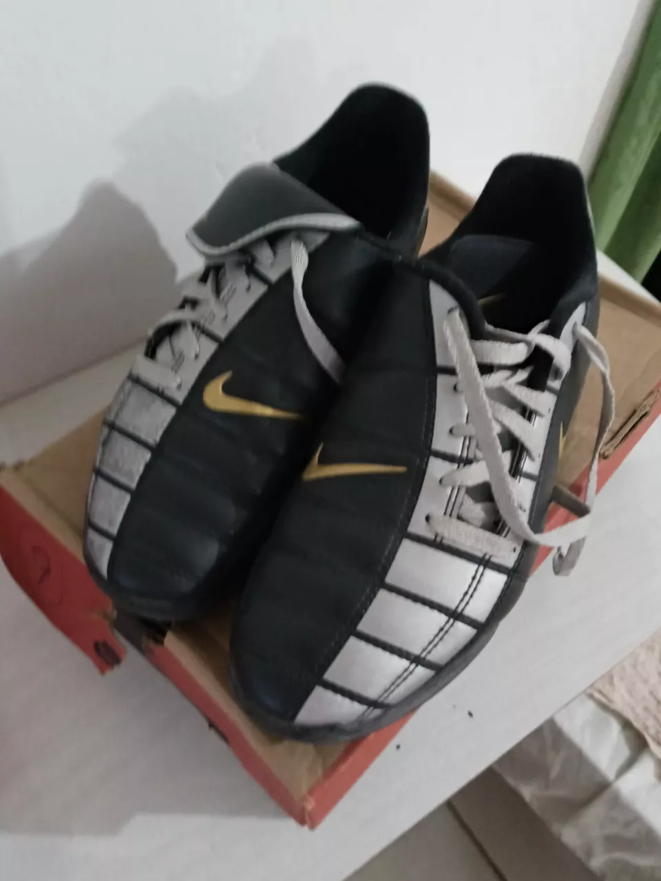 Botines Nike - Vista 2