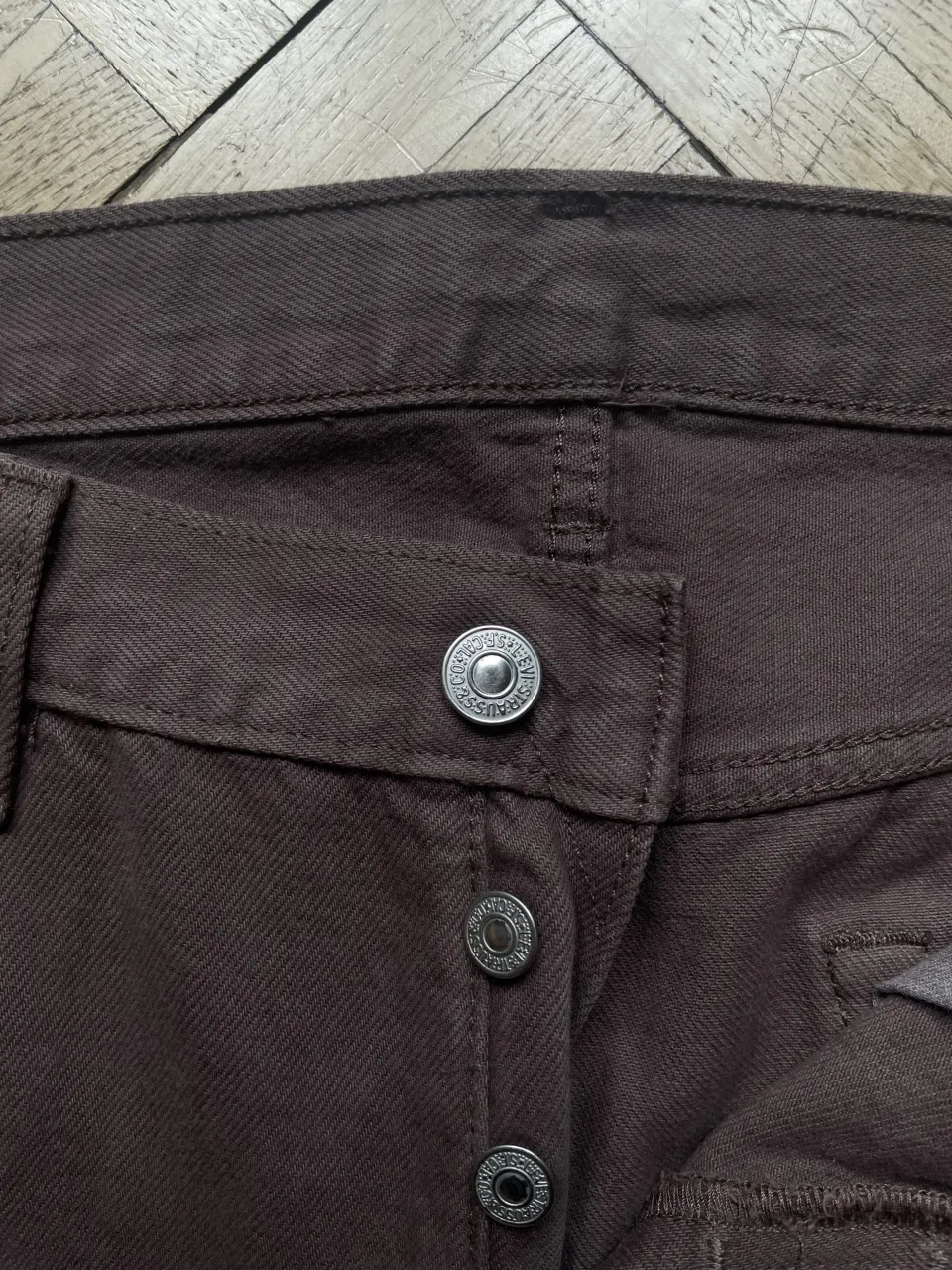 Jean Levi's - Vista 4