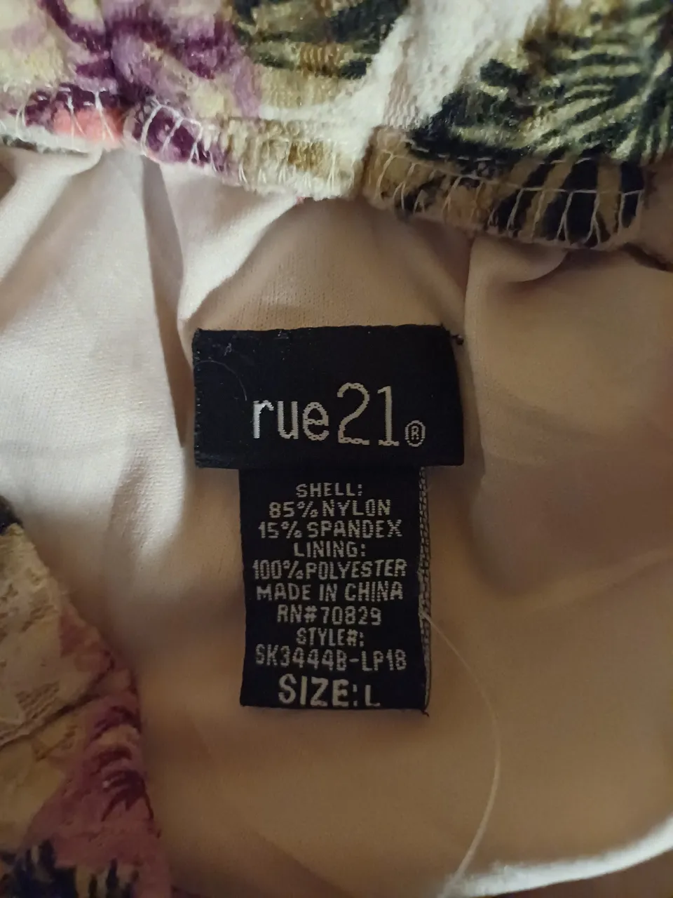 Pollera rue 21 - Vista 2