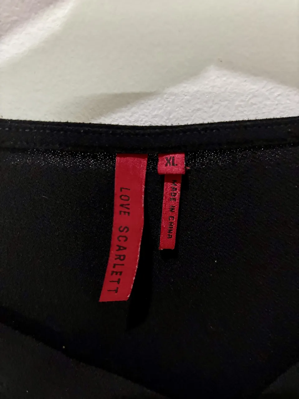 Musculosa Love scarlett - Vista 2