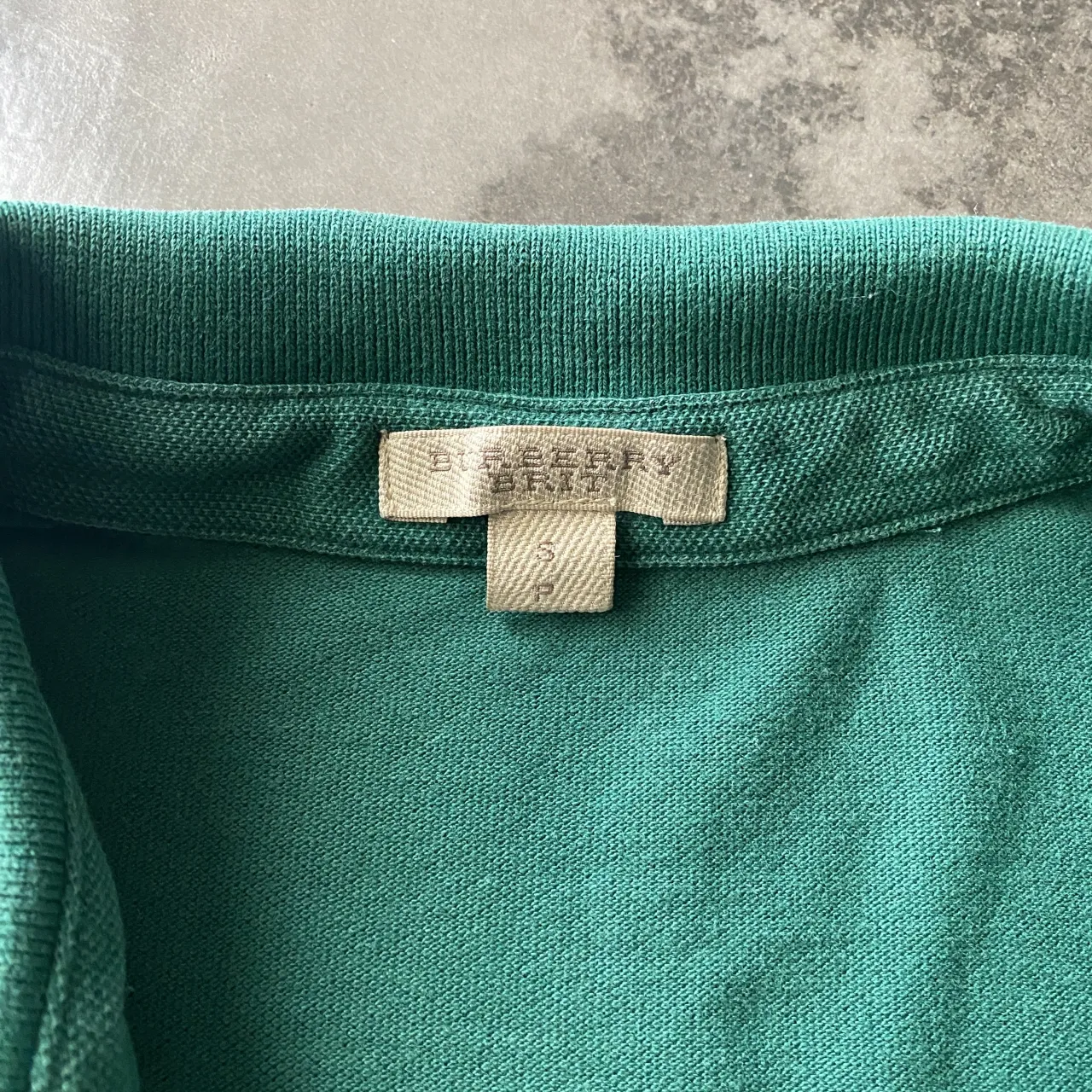 Remera Burberry - Vista 3