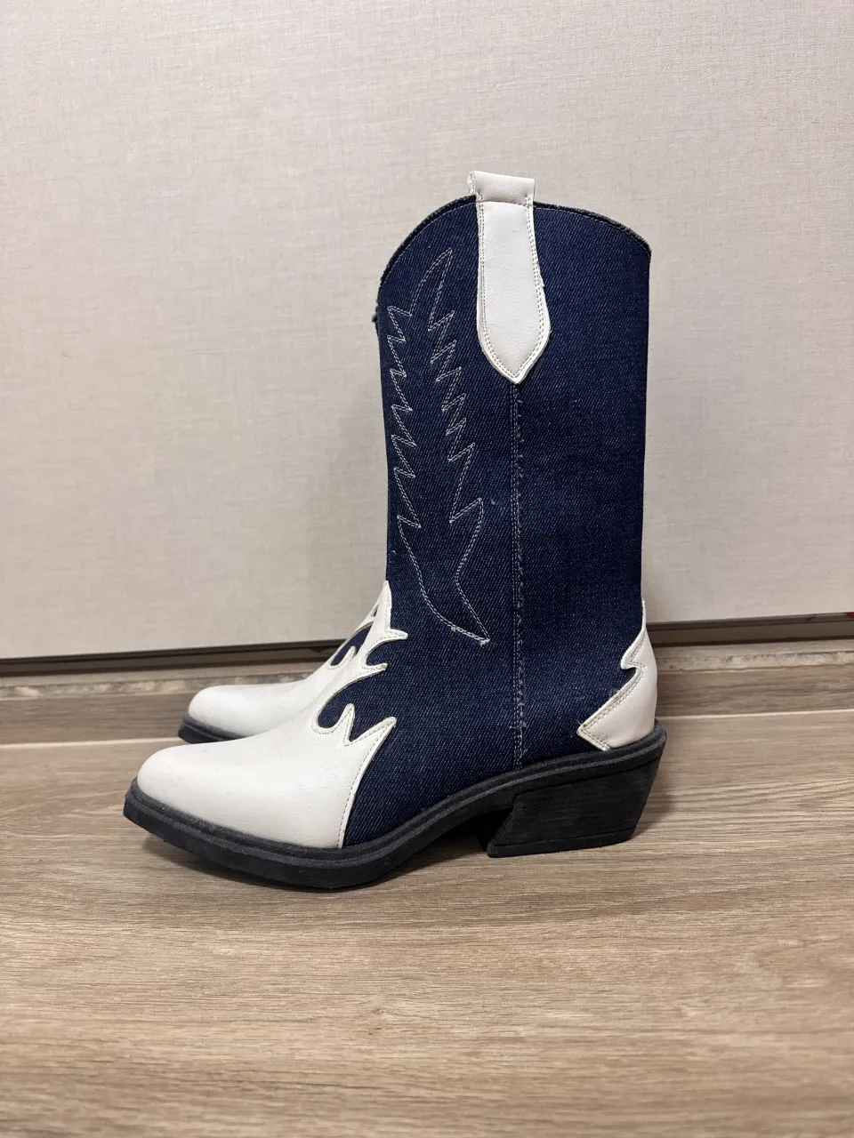 Botas No se exactamente - Vista 2