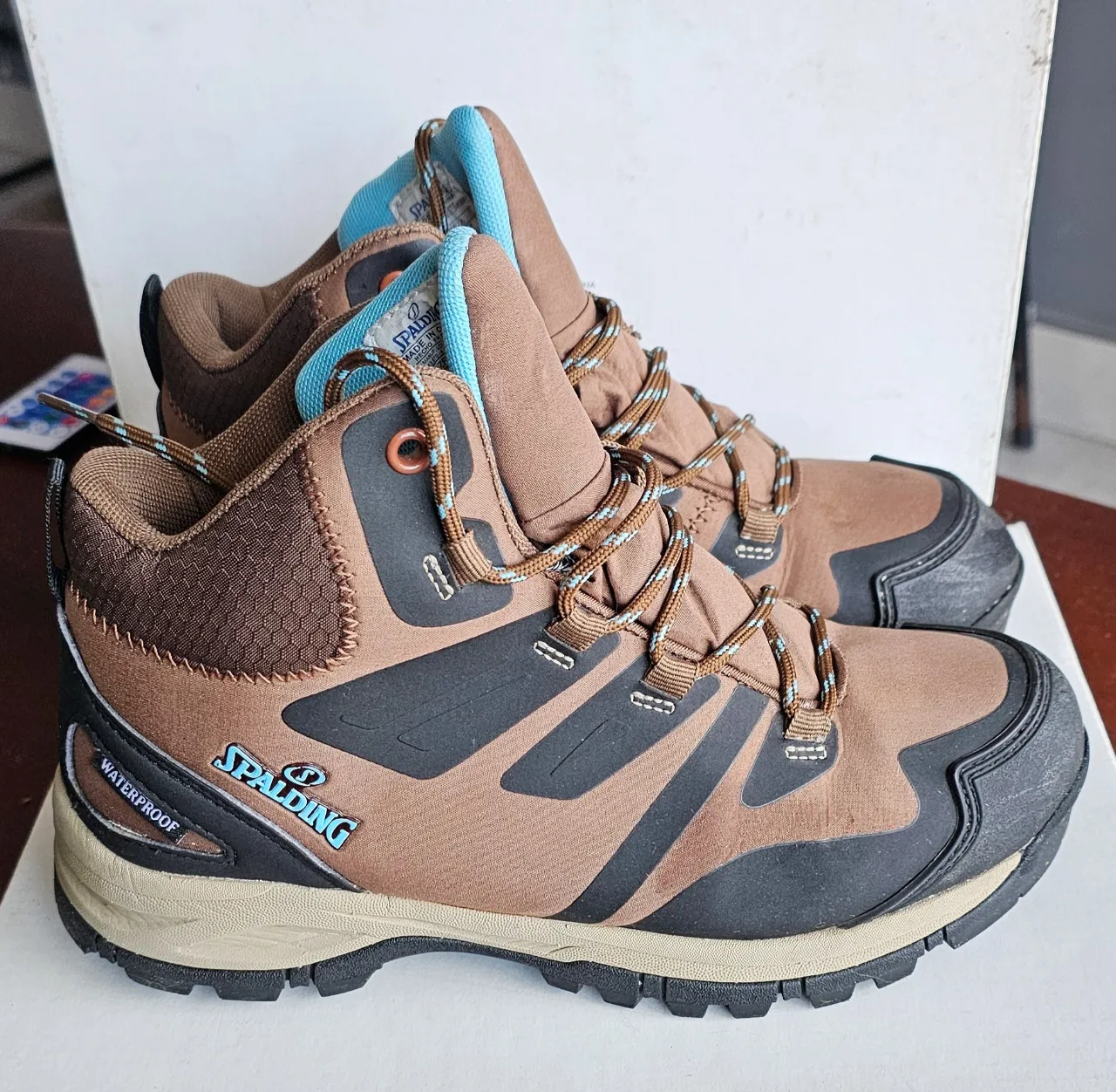 Botas Spalding - Vista 2