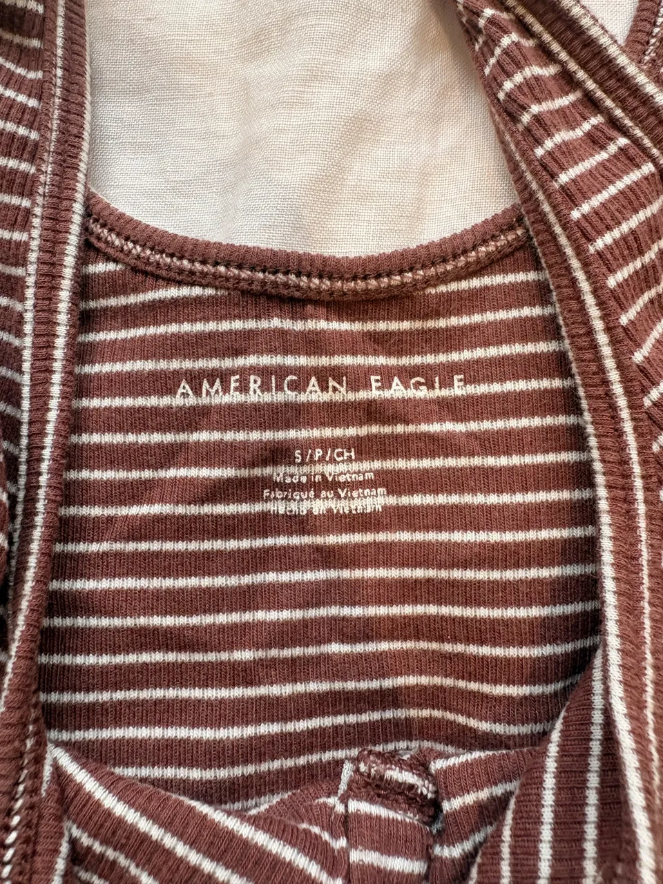 Musculosa American Eagle - Vista 2