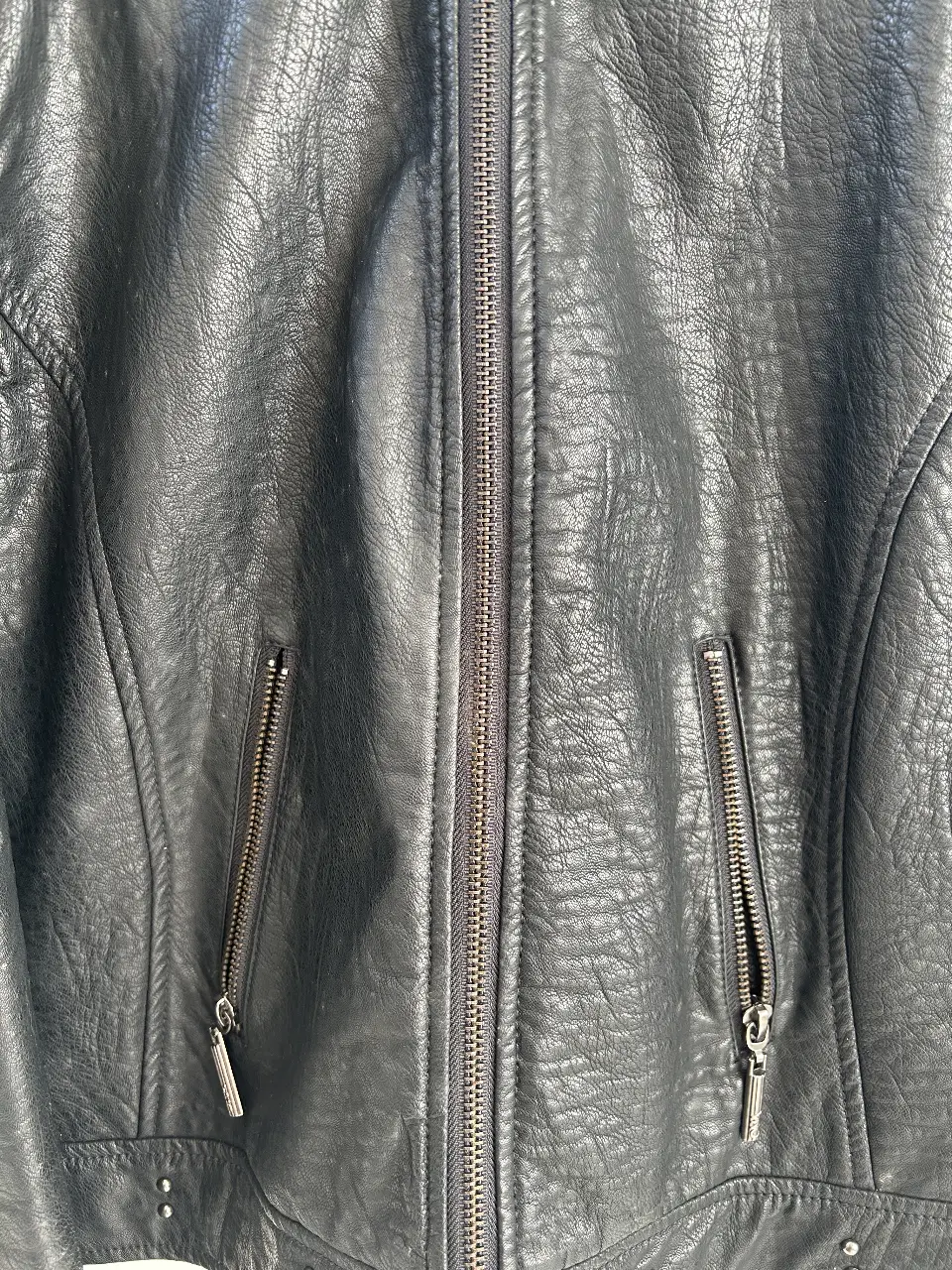 Campera Ona Saez - Vista 3