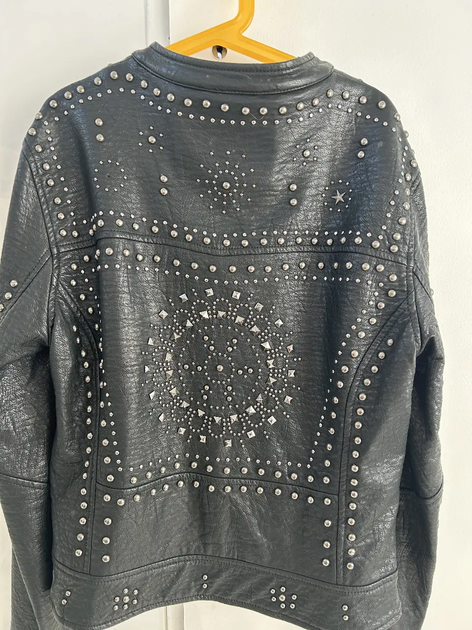 Campera Ona Saez - Vista 2