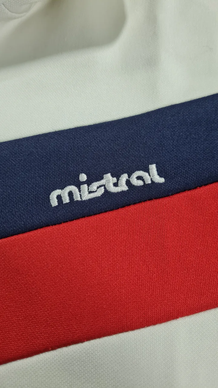 Buzo Mistral - Vista 3