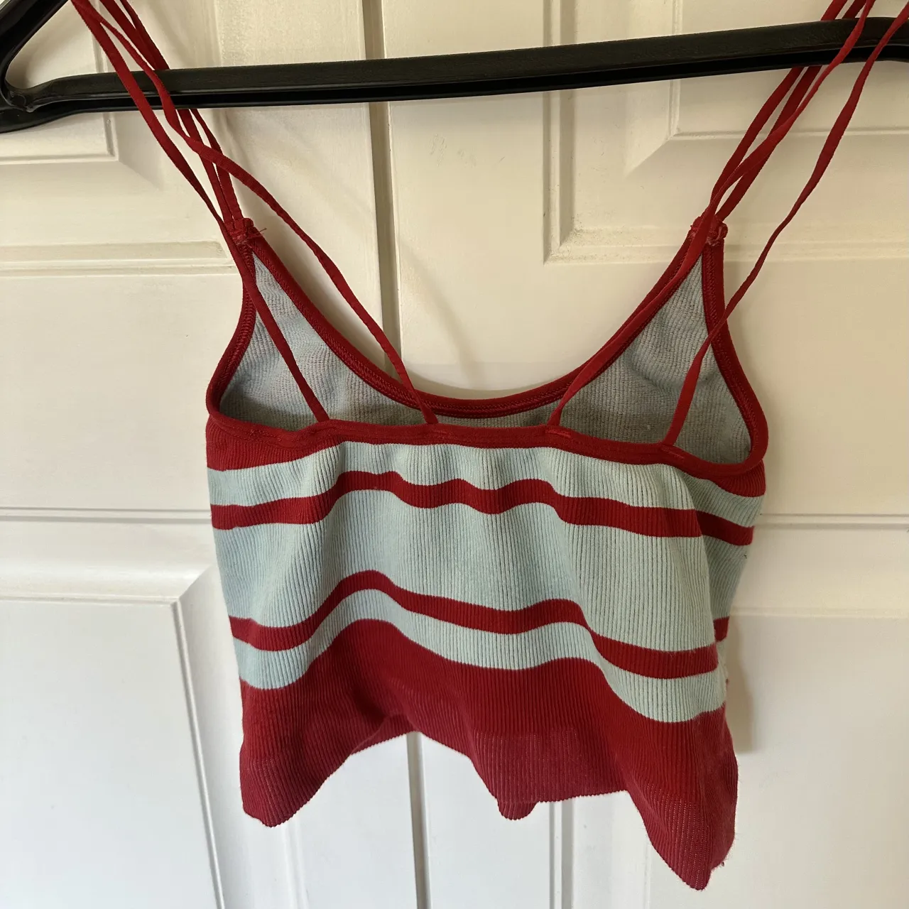 Top Urban Outfitters - Vista 4