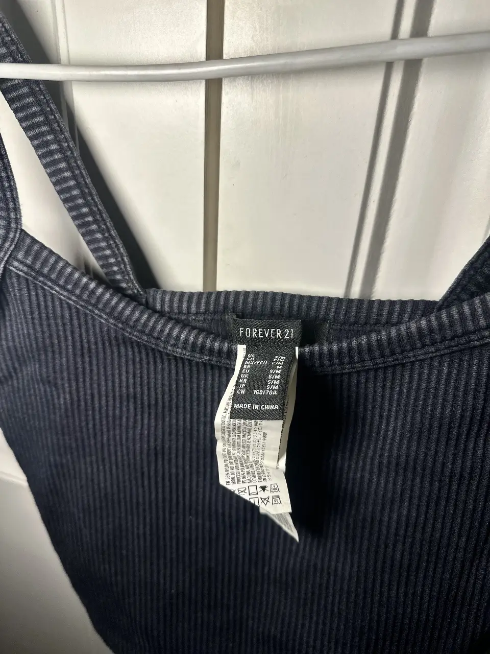 Top Forever 21 - Vista 3