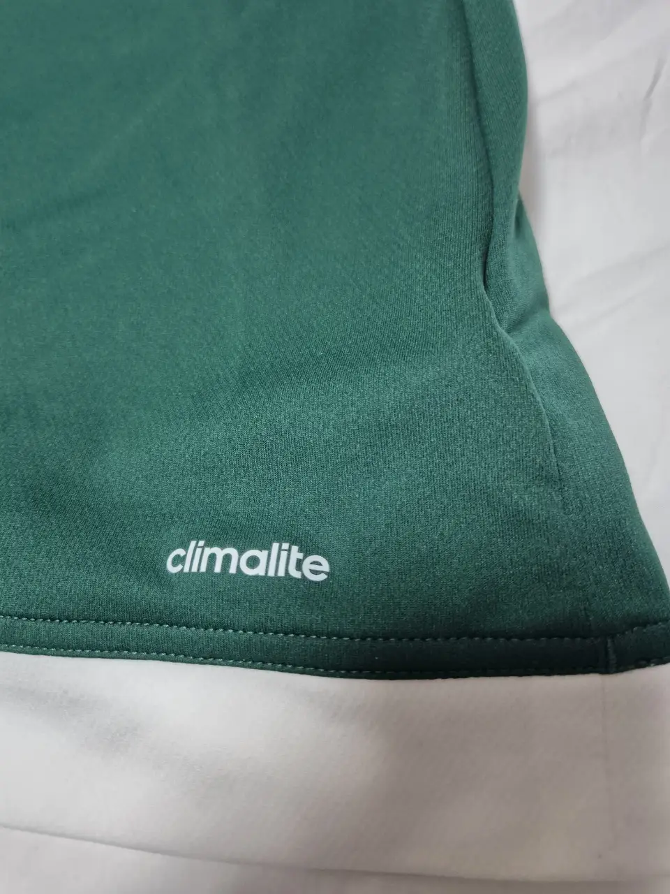 Camiseta adidas - Vista 2