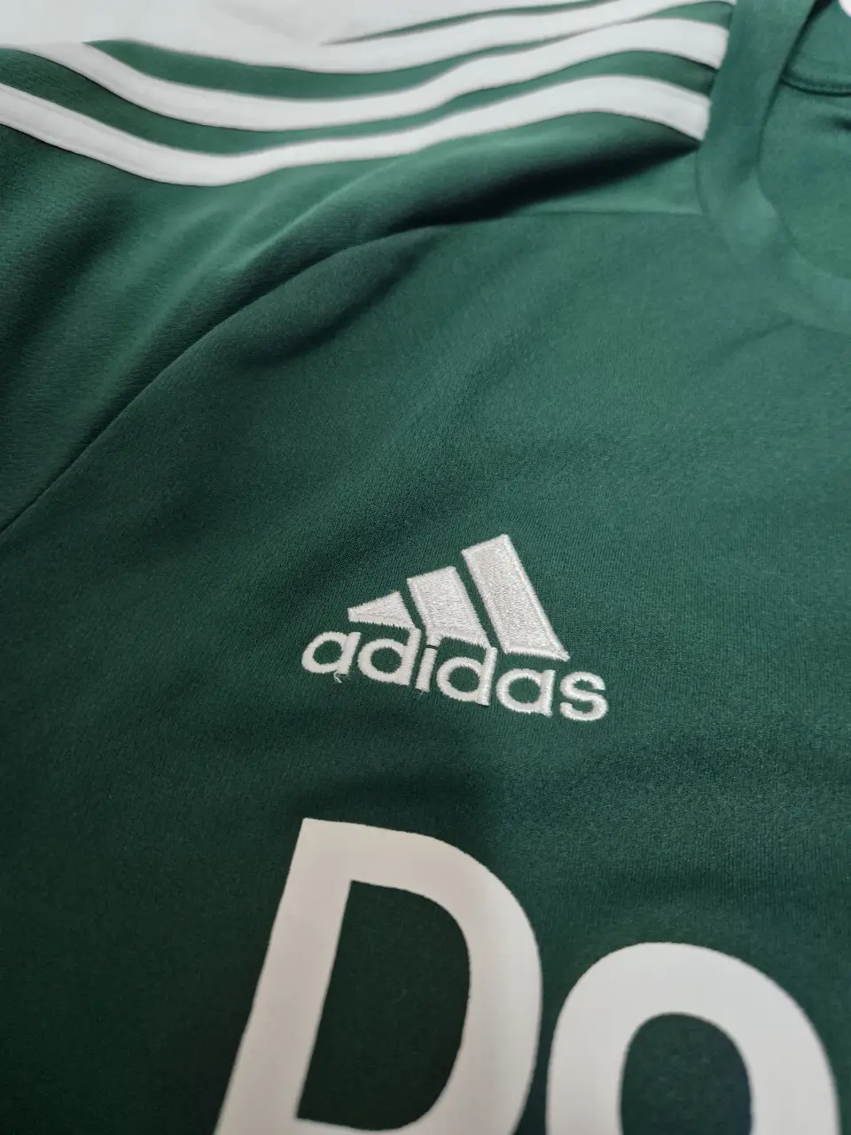 Camiseta adidas - Vista 3